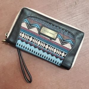 Anna Nova Wallet